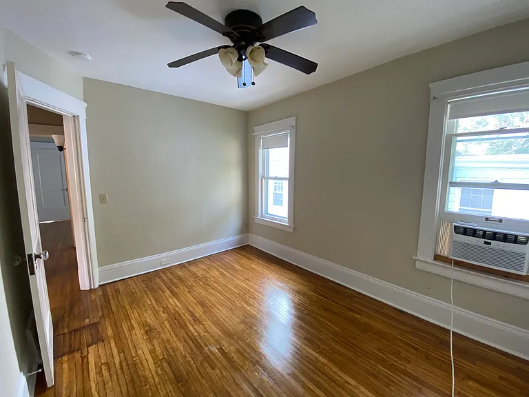 1351 Summit Ave #UPPER — Photo 11