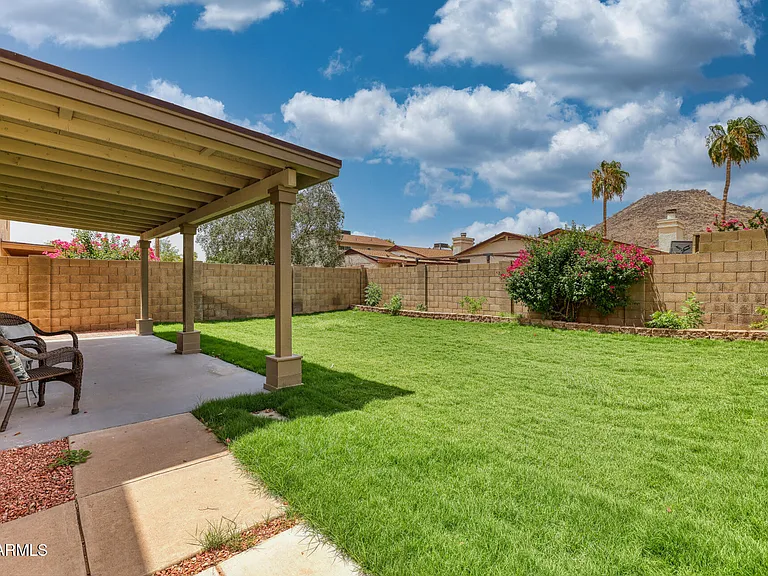 4760 W Wahalla Ln — Photo 34