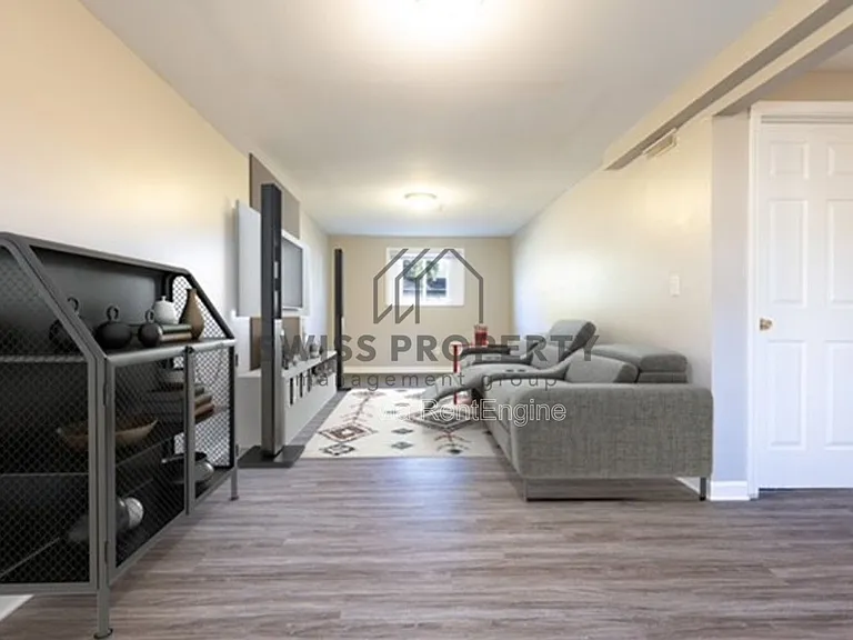 2859 Falcon Bridge Dr — Photo 15