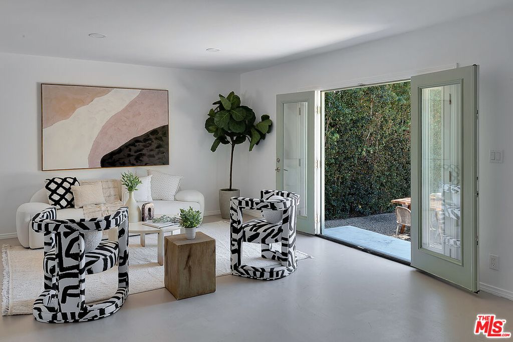 830 Palms Blvd, Venice, CA - View 4