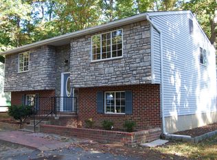 5517 Peters Ln, Fredericksburg, VA 22407