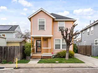 10510 East Ct, Oakland, CA 94603