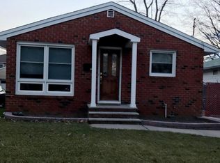 420 Beach Rd, Staten Island, NY 10312