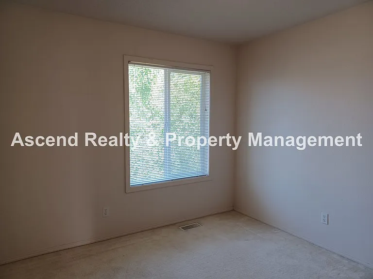 15133 NW Fawnlily Dr — Photo 22