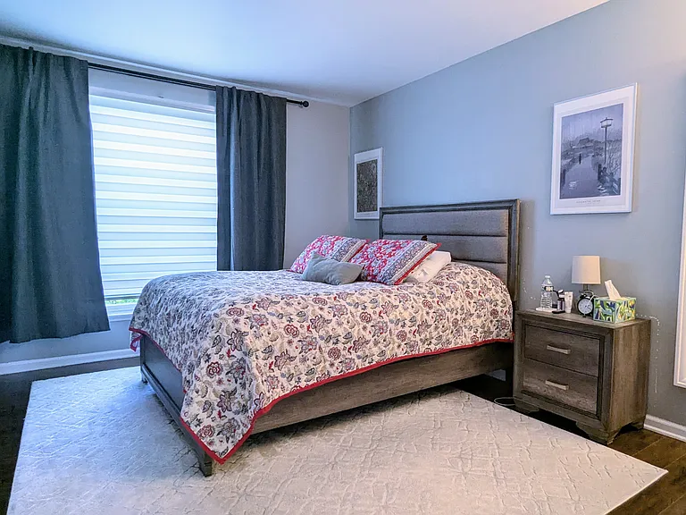 319 W Doral Ct — Photo 9