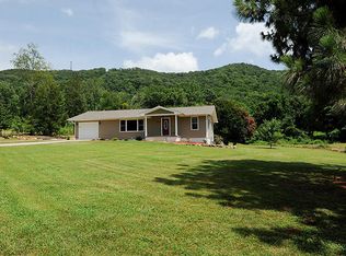 8722 Stone Ln, Ooltewah, TN 37363