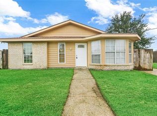 3017 Tara Dr, Violet, LA 70092