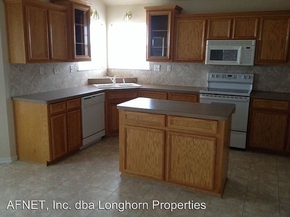 4th image of 4507 Vahrenkamp Dr