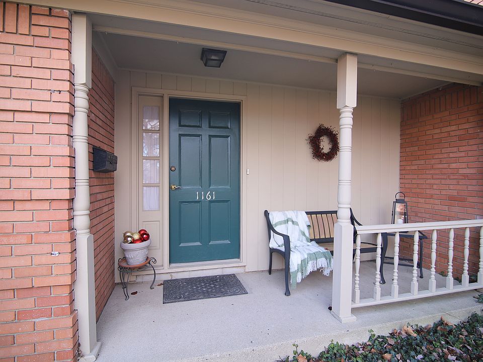1st image of 1161 Canterbury Ct