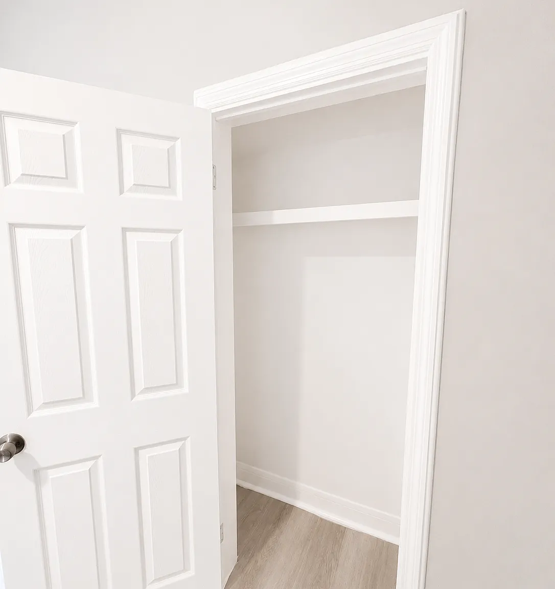 3 bed, 1050 sqft, $1,895 — Photo 3