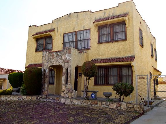 2nd image of 1842 S Cochran Ave