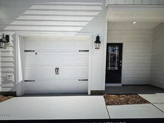 3 bed, 1459 sqft, $2,400 — Photo 2