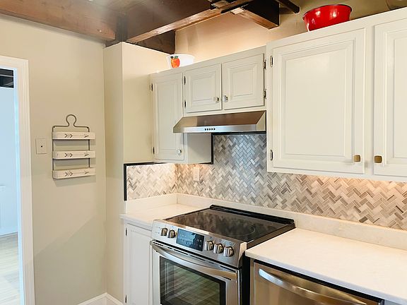 4th image of 86 Wharf St #86B