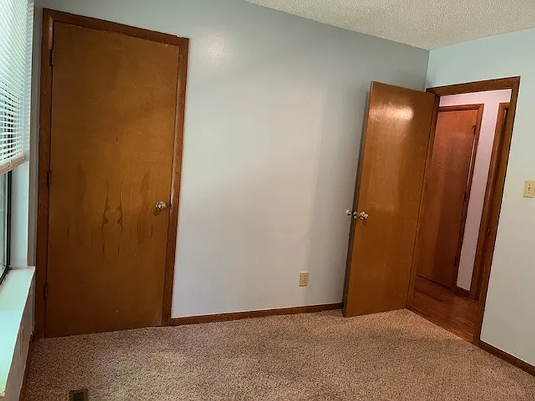 104 Lystra Hills Ln — Photo 12