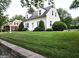606 Cocoa Ave, Hershey, PA 17033