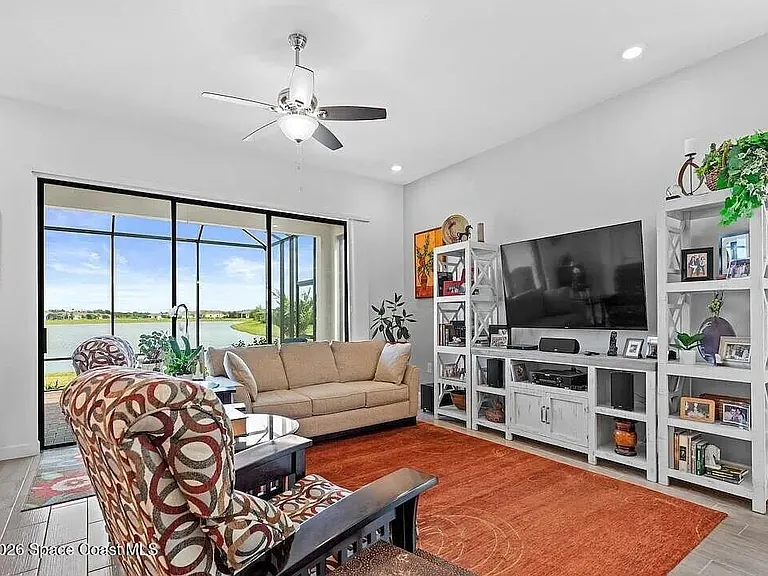 2619 Millennium Cir — Photo 3