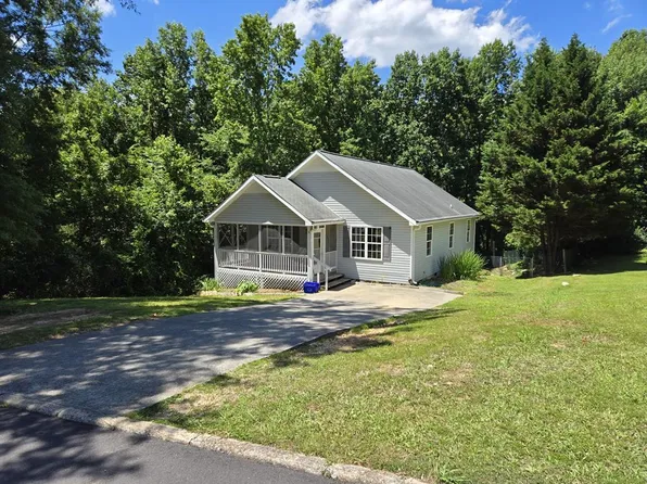 910 Vernon Ave, Dalton, GA 30720