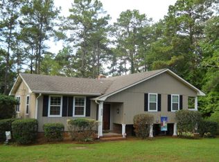 2220 Summerhill Rd, Thomasville, GA 31757