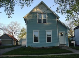 716 Grove St, Delavan, WI 53115