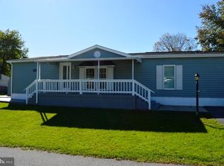 6003 Hummingbird Dr, Mechanicsburg, PA 17050