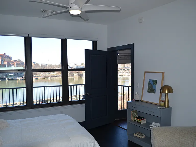 445 W Blount Ave #314 — Photo 12