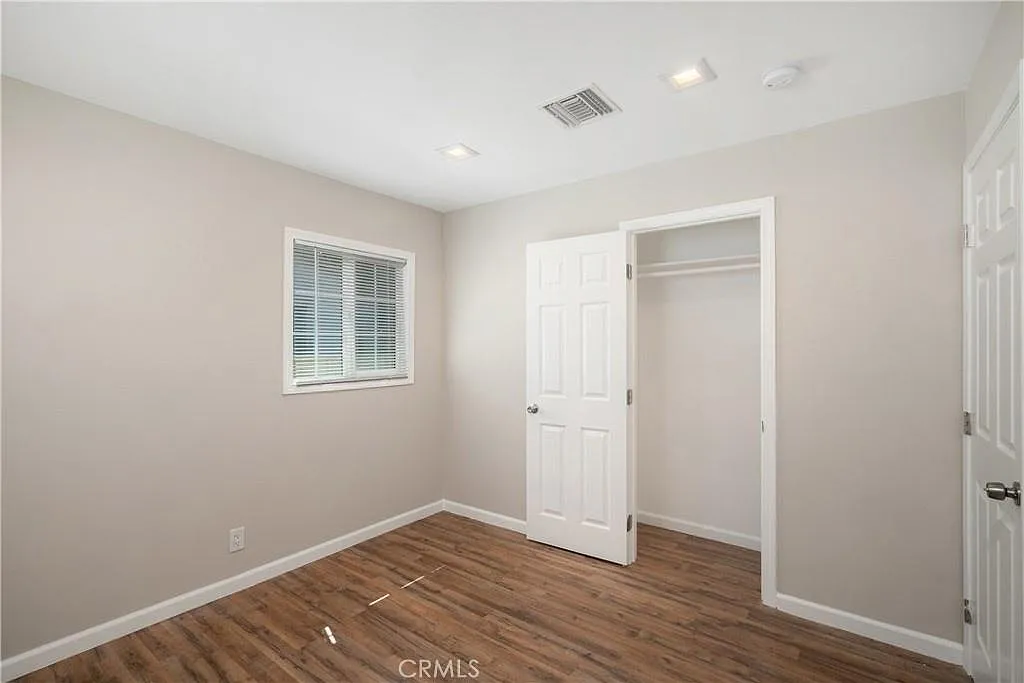 7310 Lindley Ave — Photo 3