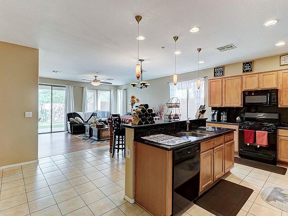 4th image of 41448 N Bent Creek Way