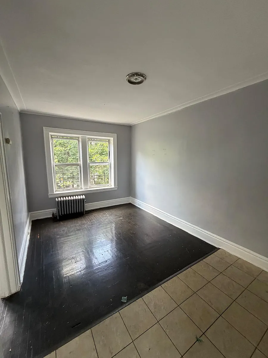 Building Photo - 93 Milford Ave #4