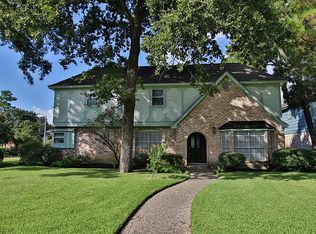 11703 Gardenglen Dr, Houston, TX 77070