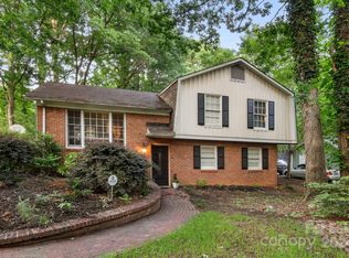 6121 Coatbridge Ln, Charlotte, NC 28212
