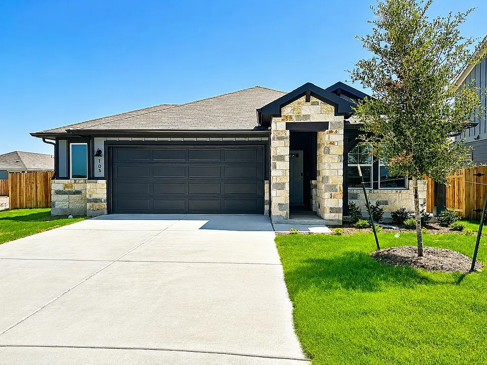 105 Fossil Dr