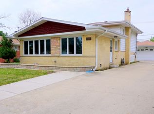 1506 Oakton St, Park Ridge, IL 60068