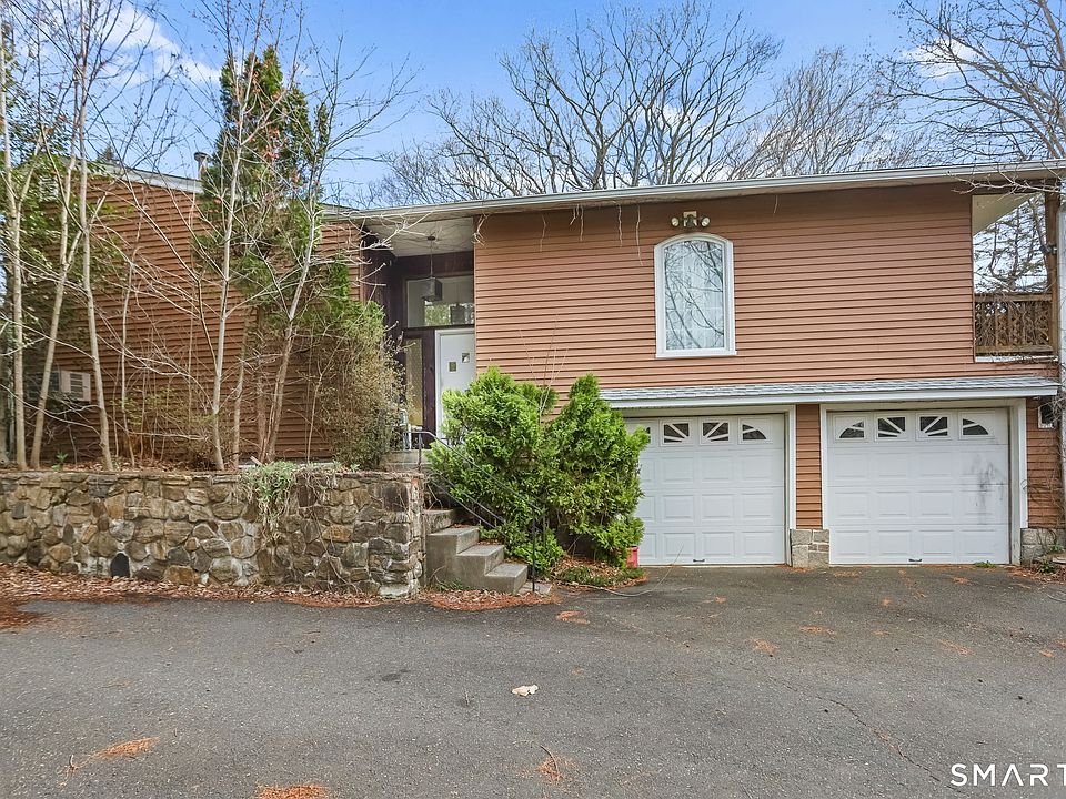 1st image of 34 Farm Hill Road