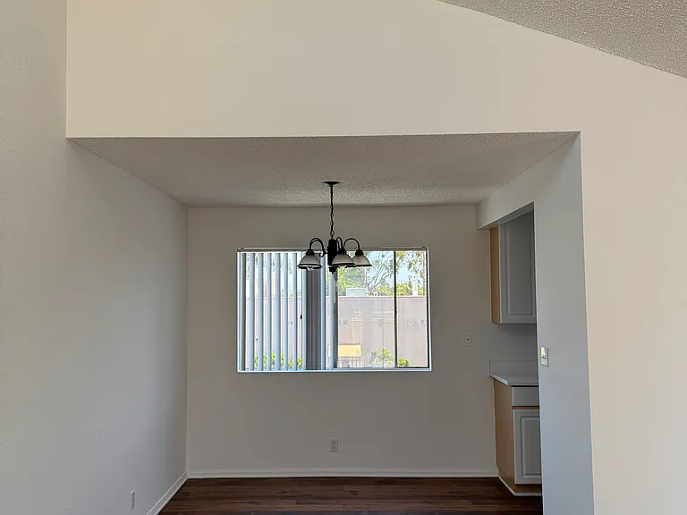 Huntington Harbour Villas — Photo 28