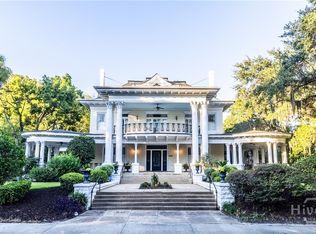 920 E Victory Drive, Savannah, GA 31405