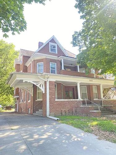 503 W Green St Photo 1