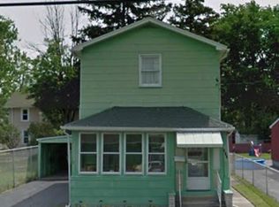 394 Prospect St, Lockport, NY 14094