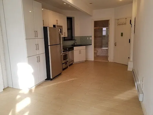 Rented by Building Equity Real Estate LLC | media 11