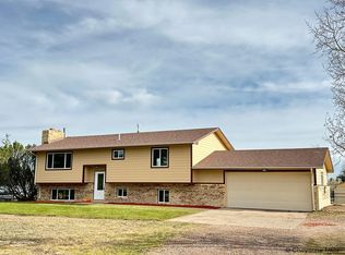 10611 Portugee Phillips Rd, Cheyenne, WY 82009