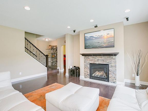 2nd image of 6055 Zanzibar Ln N