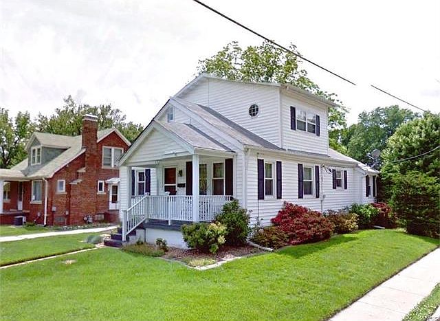 2nd image of 1725 Duncan Ave
