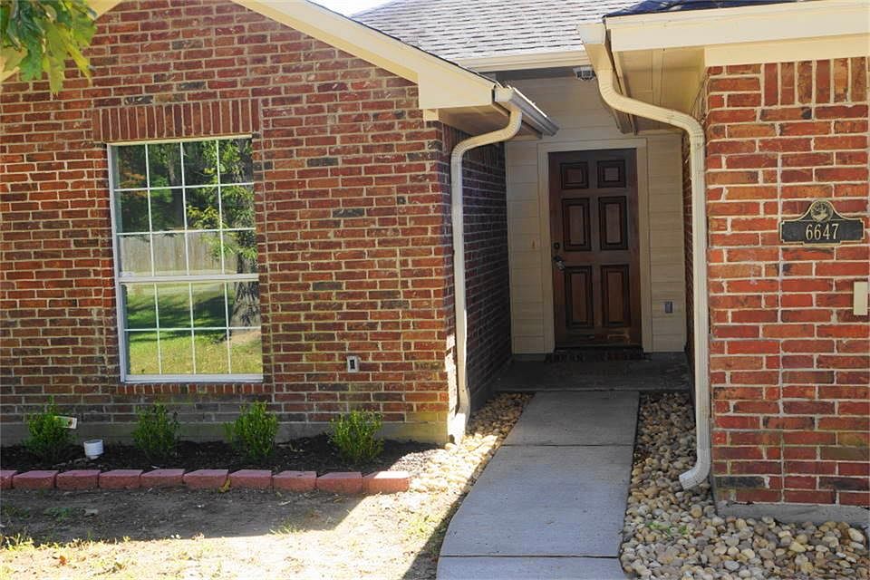 1st image of 6647 Woodland Oaks