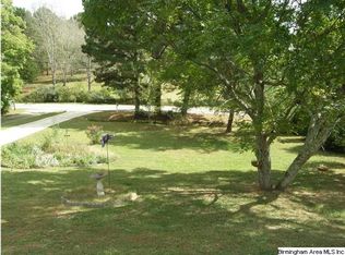 105 Ray Dr, Locust Fork, AL 35097