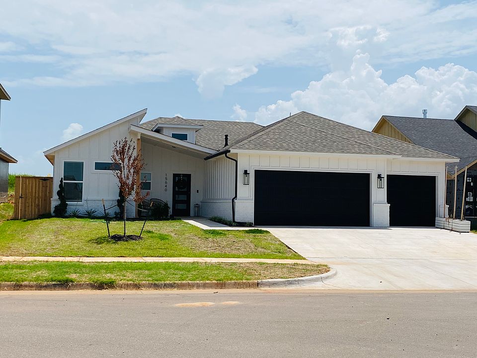2nd image of 7401 NW 158th St