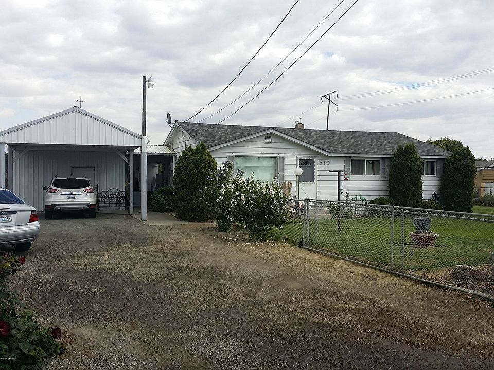 1st image of 810 McClain Dr