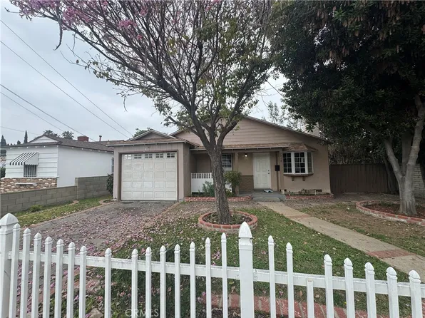 7418 Tyrone Ave, Van Nuys, CA 91405