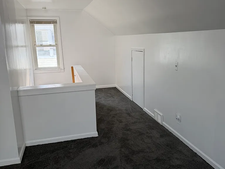 28537 Barton St — Photo 14