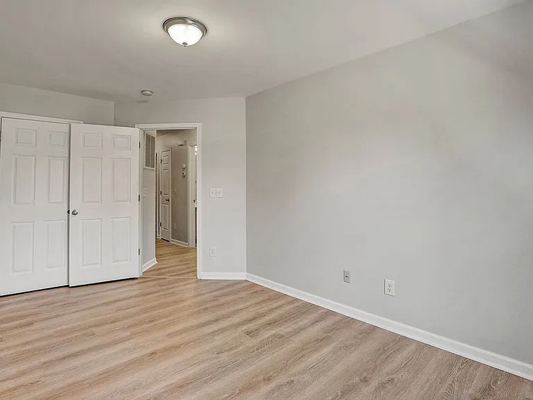 11701 Coppergate Dr #103 — Photo 10