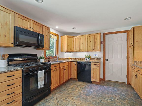 4th image of 106 Chatham Crest Drive