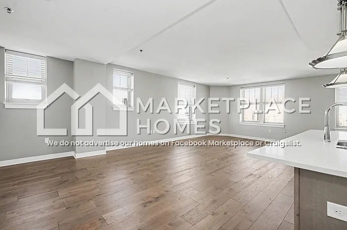 525 W Lafayette Blvd #15B — Photo 4